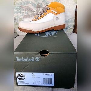 Junior size 5 Timberland Boots